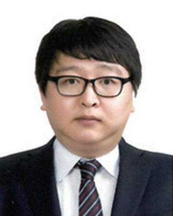 이성호 / ㈜이알아이솔루션 기업부설연구소 이사 / 연구소장 이성호 / ㈜이알아이솔루션 기업부설연구소 이사 / 연구소장